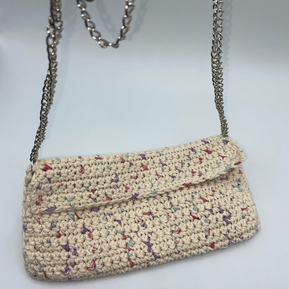 Hand-Knitted Crossbody Bag - Picture 5 of 15